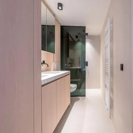 Apartment Stylish In - Balcony View *